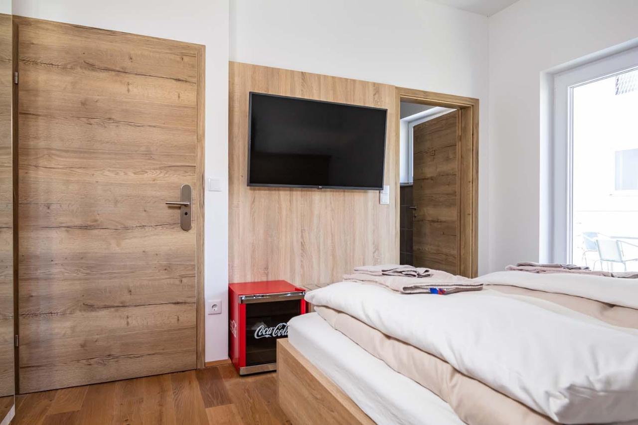 Luxury Apartment Monte Carlo Pörtschach am Wörthersee Dış mekan fotoğraf